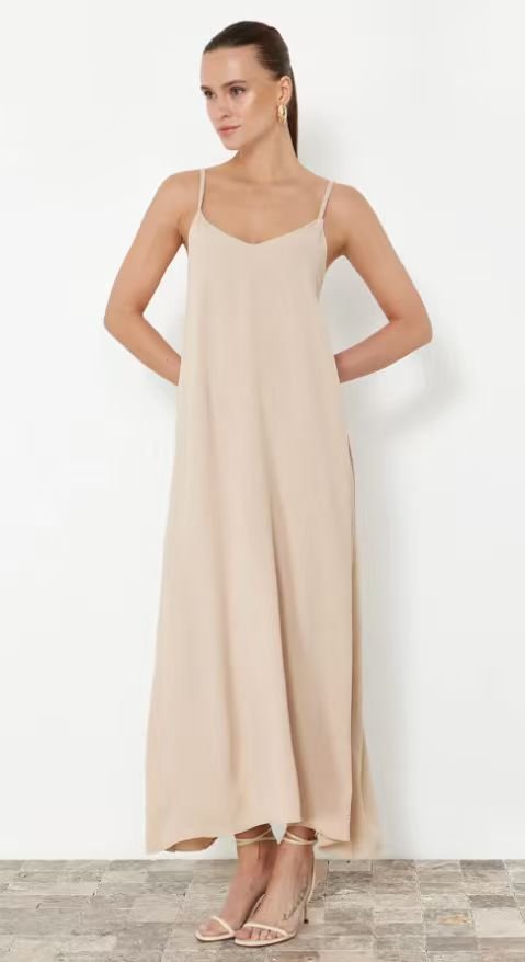 85ff4d71fce64f5e422a413bb65b462d.jpg Maxi dress with stone coating and V-neck - Image 1